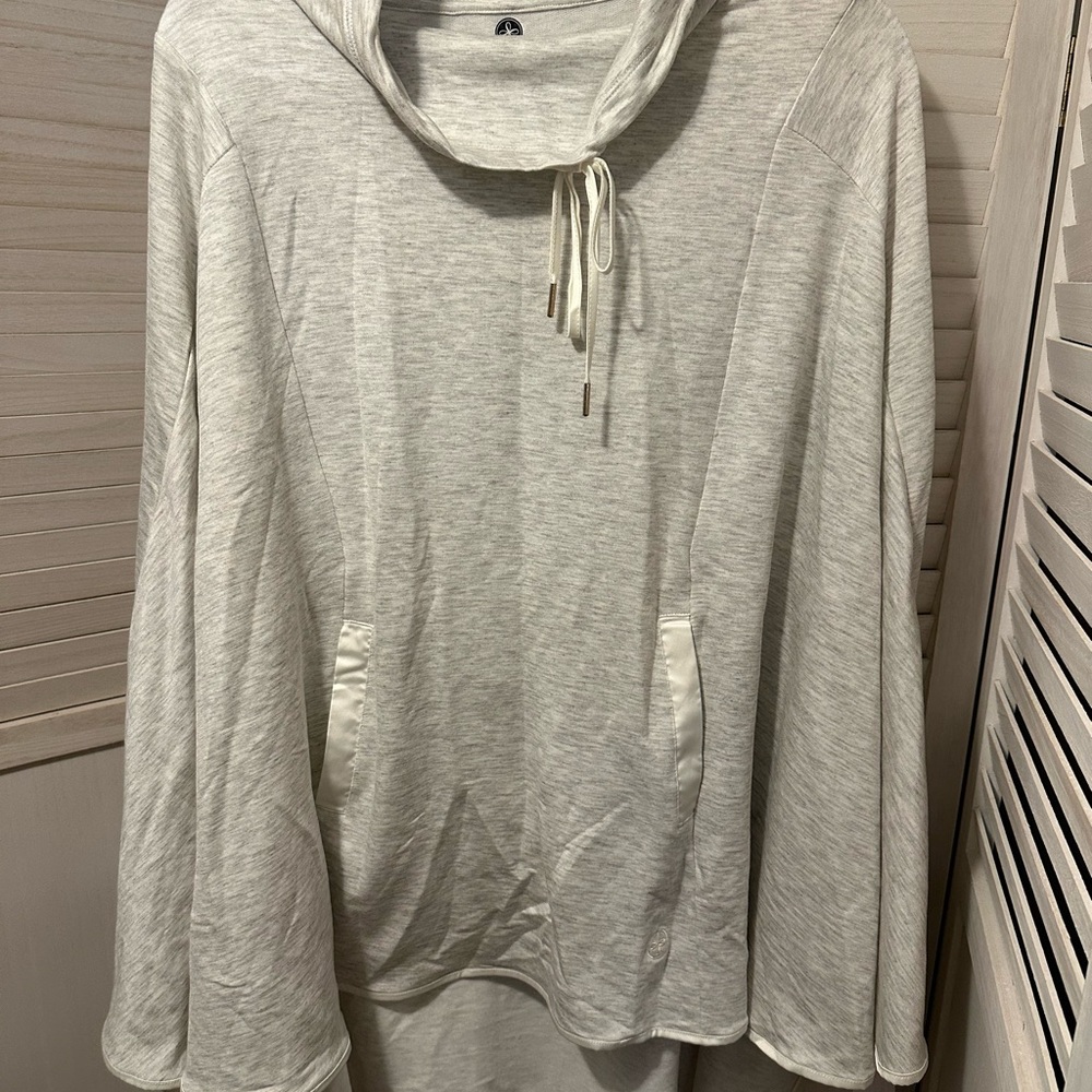 Lauren James Light Heather Gray Pullover Hoodie